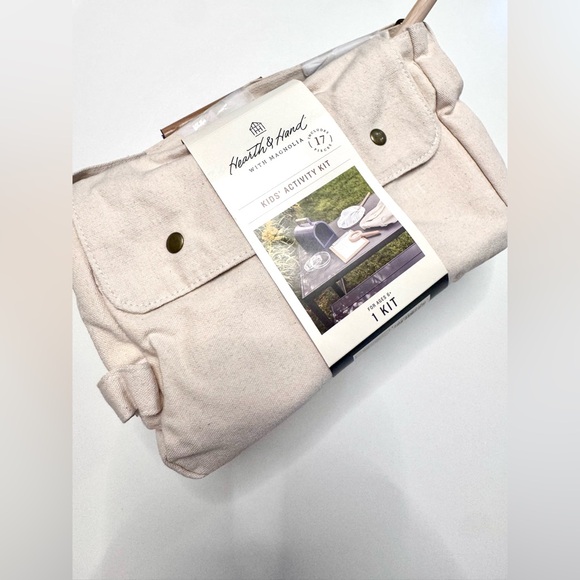 Heart and Hand with Magnolia Kids’ Outdoor Activity Set, ages 6+ - Picture 3 of 8